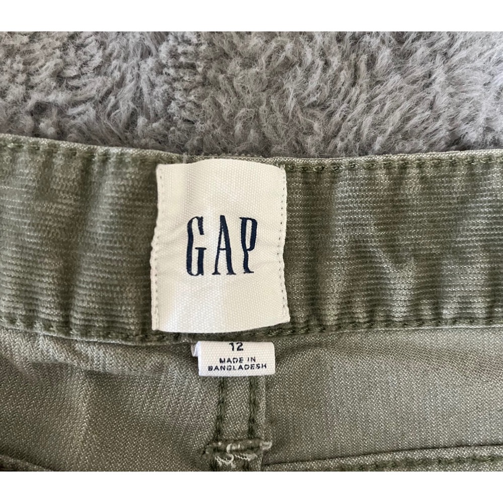 Gap Womens Olive Green Corduroy Raw Hem Shorts Size 12 Frayed Cotton Blend - Picture 3 of 5